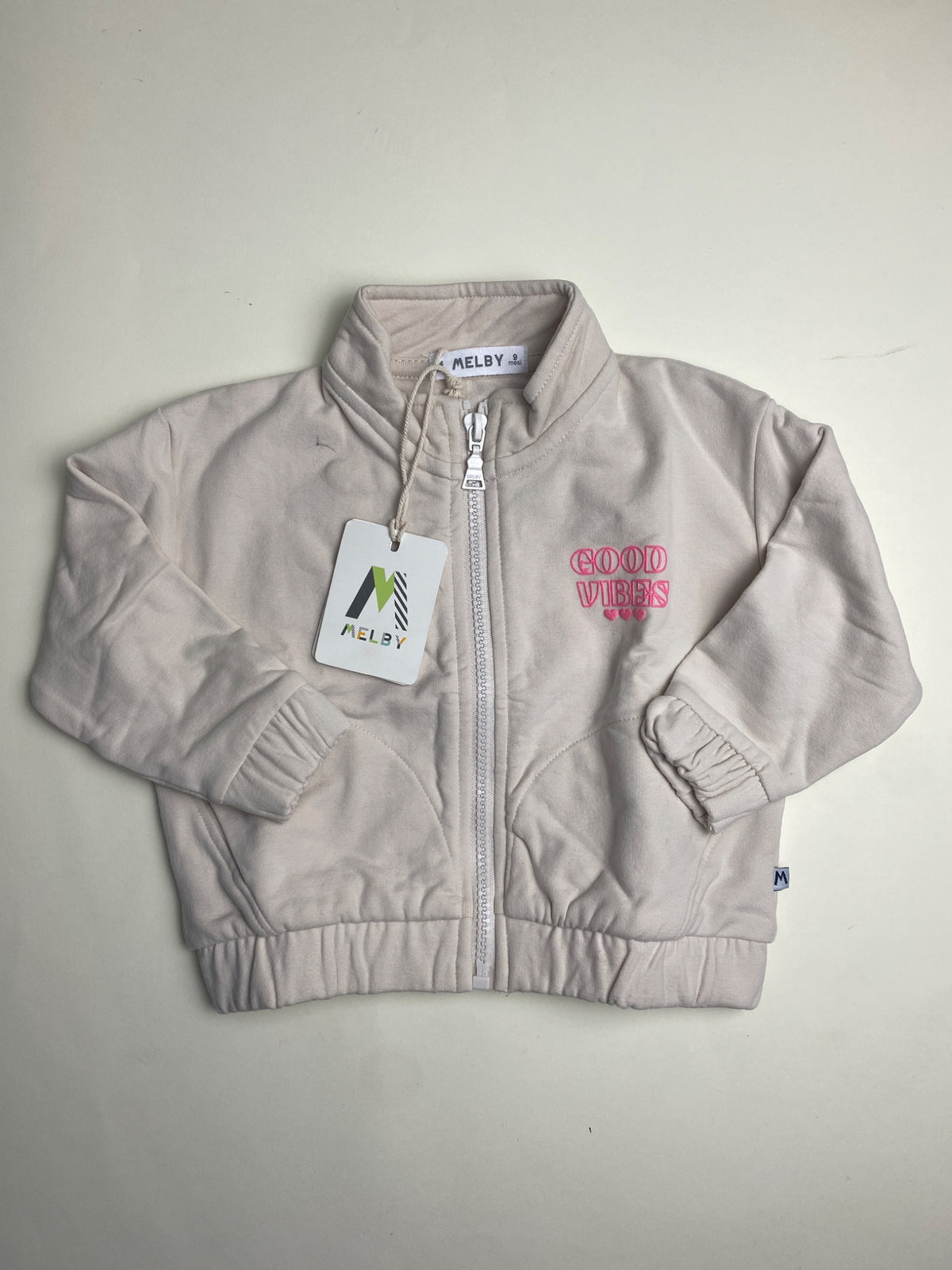 Felpa Bambina Melby con Zip e Stampa Good Vibes - piccolo segno di penna (lavabile