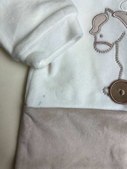 Tutina Neonato Melby con Ricamo Orsetto e Cavallo a Dondolo