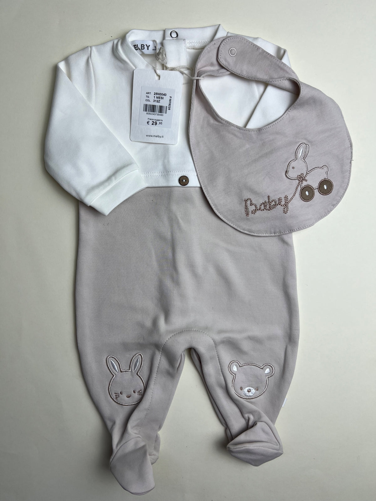 Completo neonato e bavaglino coordinato