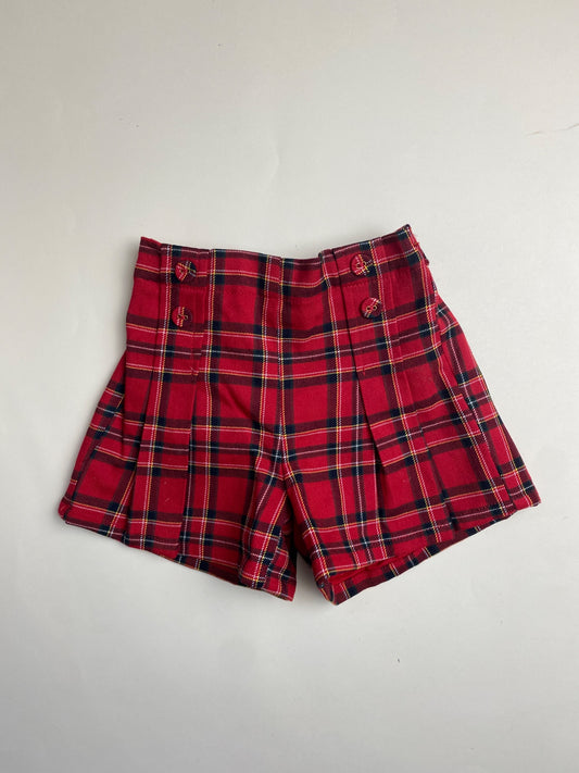 Shorts a quadri scozzesi rossi con bottoni