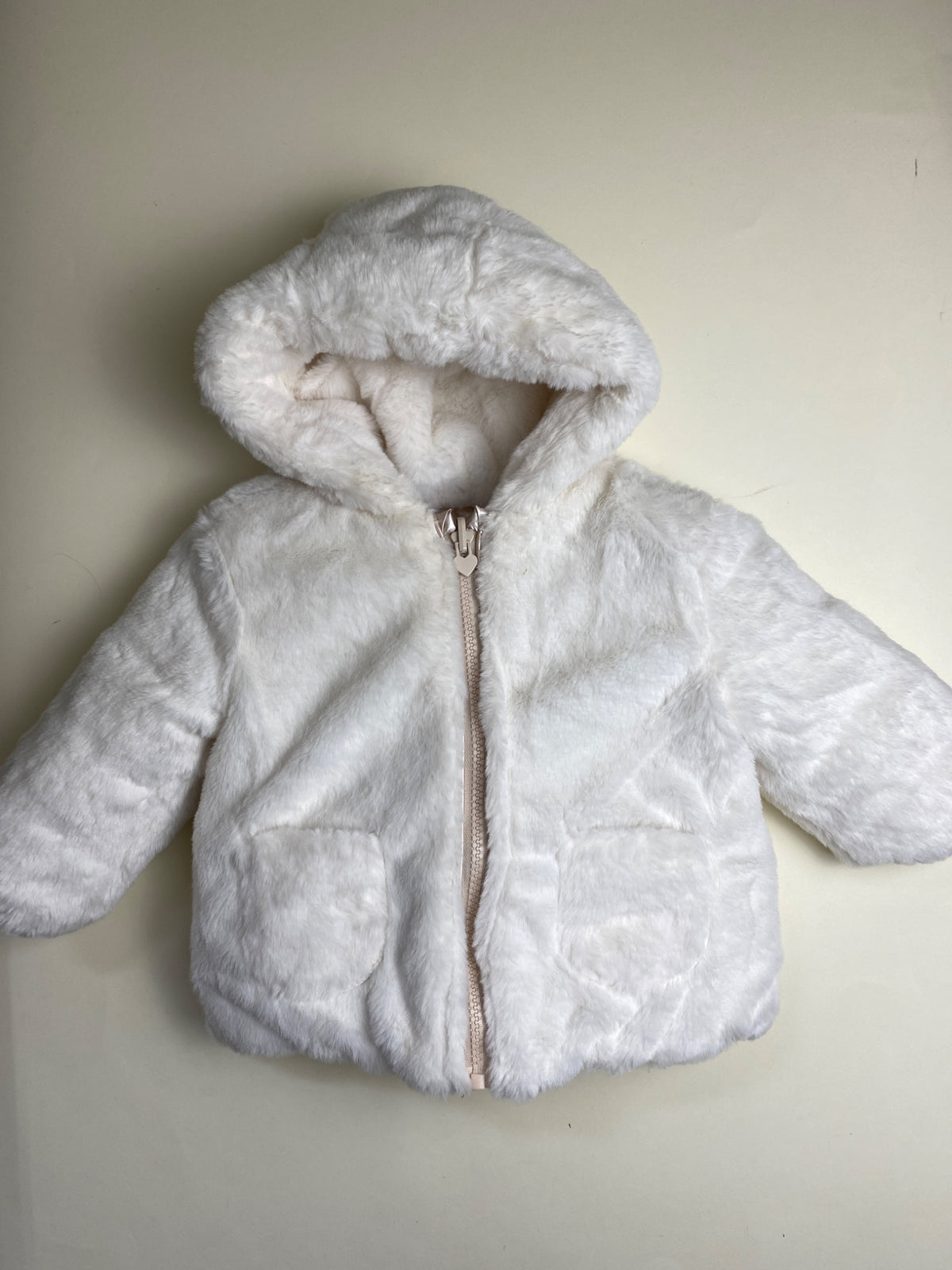 Piumino reversibile in pelliccia Bambina Lucido con Cappuccio in Pelliccia Sintetica